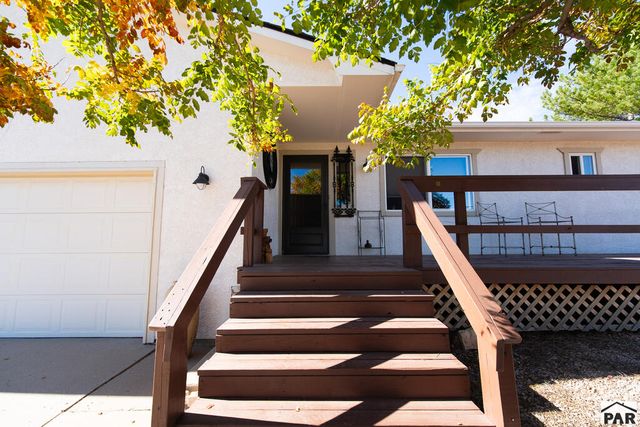 1880 W Escalante Ct., Pueblo West, CO 81007