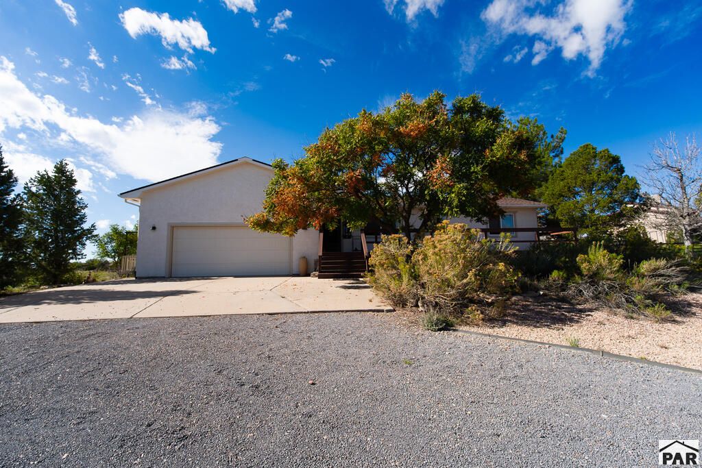 1880 W Escalante Ct., Pueblo West, CO 81007