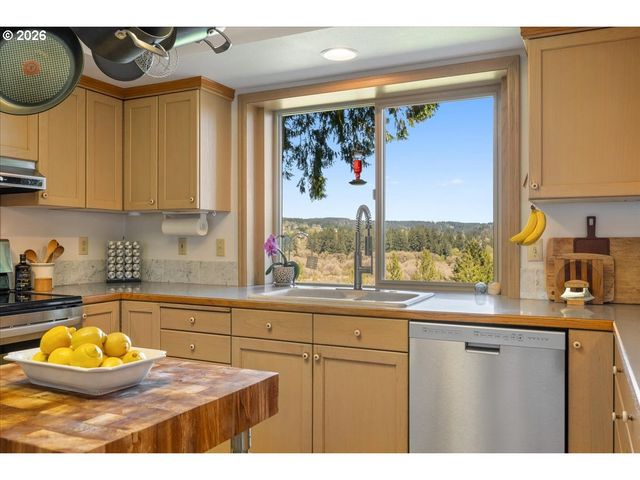 32501 Nw EAGLE CREST Dr, Ridgefield, WA 98642