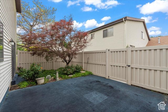 1154 N 700 W, Centerville, UT 84014