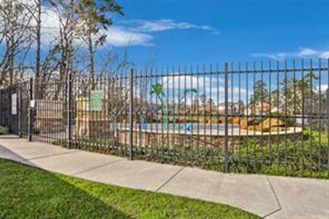 1514 Country Club Drive, Crosby, TX 77532