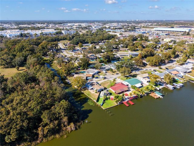 5101 VINSON DRIVE, Tampa, FL 33610