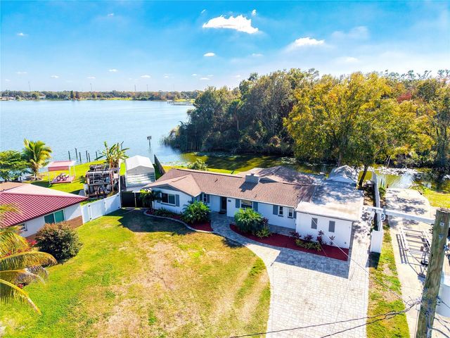 5101 VINSON DRIVE, Tampa, FL 33610