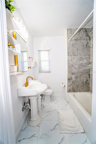 5101 VINSON DRIVE, Tampa, FL 33610