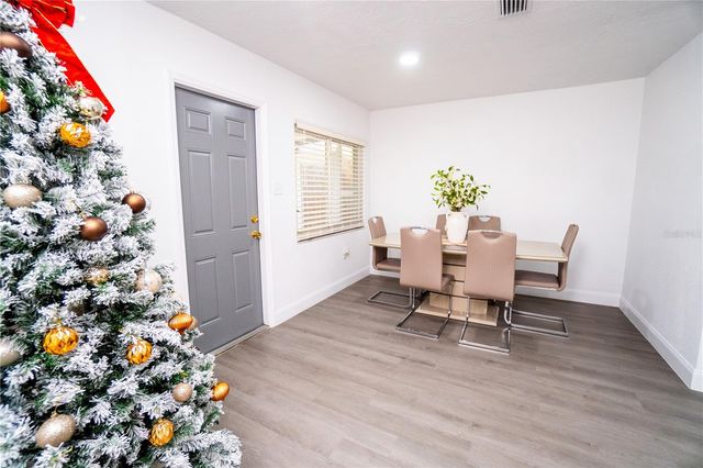 5101 VINSON DRIVE, Tampa, FL 33610