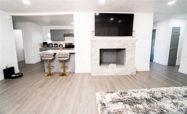 5101 VINSON DRIVE, Tampa, FL 33610