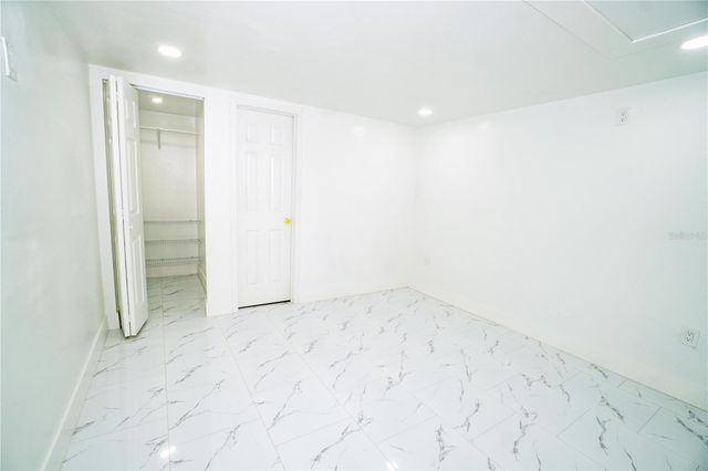 5101 VINSON DRIVE, Tampa, FL 33610