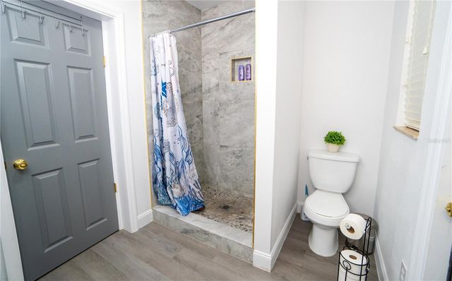 5101 VINSON DRIVE, Tampa, FL 33610