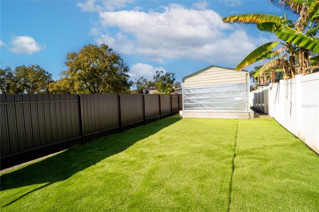 5101 VINSON DRIVE, Tampa, FL 33610