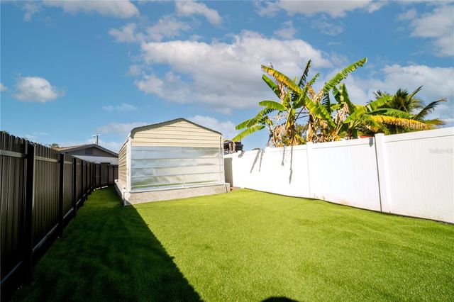 5101 VINSON DRIVE, Tampa, FL 33610