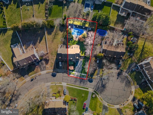 29 TREE BARK LN, Southampton, PA 18966