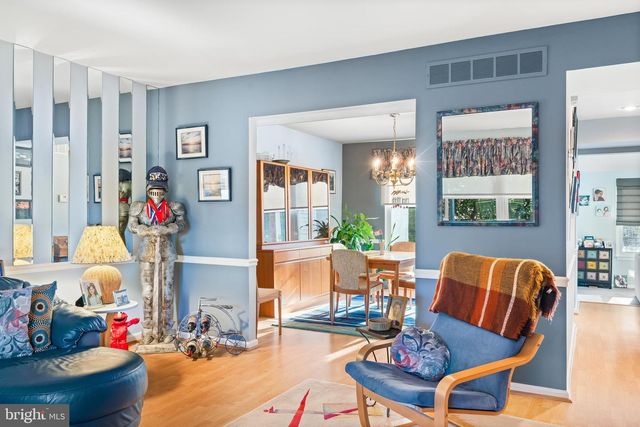 29 TREE BARK LN, Southampton, PA 18966