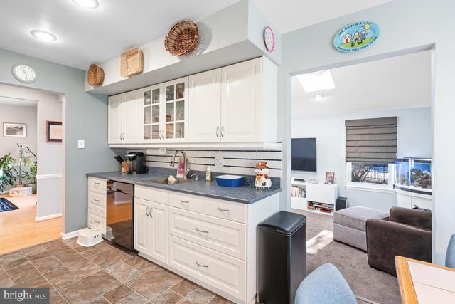 29 TREE BARK LN, Southampton, PA 18966