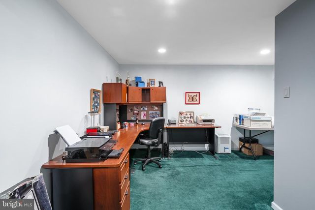 29 TREE BARK LN, Southampton, PA 18966