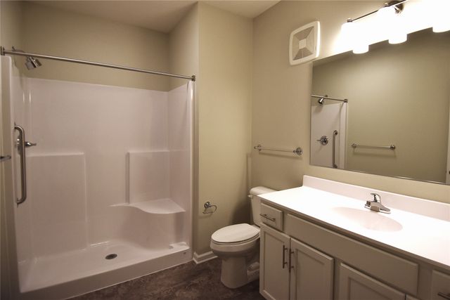 1427 34th Avenue SW 217, Altoona, IA 50009