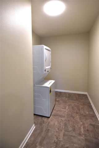 1427 34th Avenue SW 217, Altoona, IA 50009