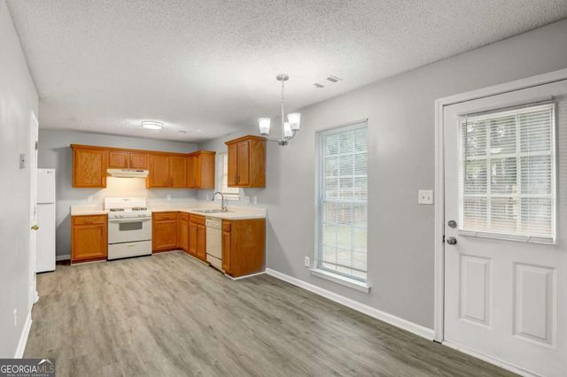 1263 Creekview Circle, Riverdale, GA 30296