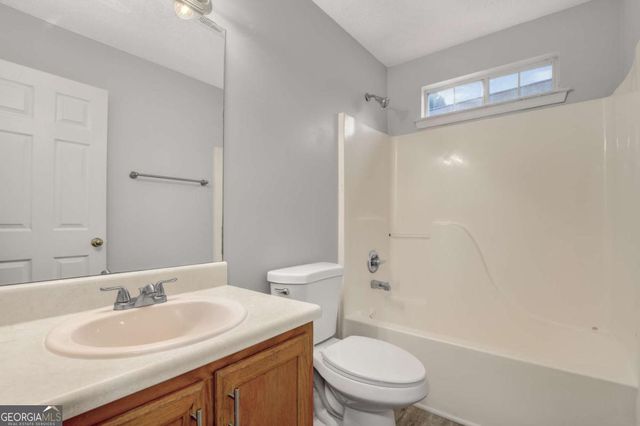 1263 Creekview Circle, Riverdale, GA 30296