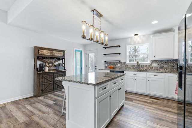 2092 Garner Rd, Mount Pleasant, TN 38474