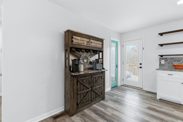 2092 Garner Rd, Mount Pleasant, TN 38474