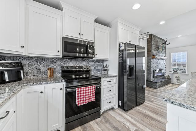 2092 Garner Rd, Mount Pleasant, TN 38474