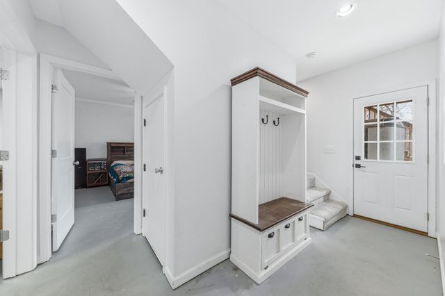 2092 Garner Rd, Mount Pleasant, TN 38474