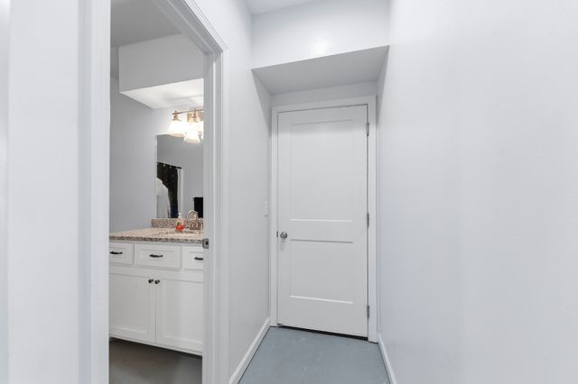 2092 Garner Rd, Mount Pleasant, TN 38474