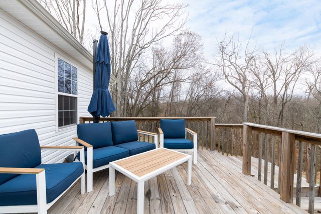 2092 Garner Rd, Mount Pleasant, TN 38474