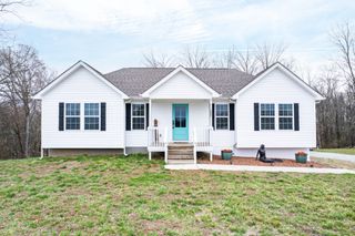 2092 Garner Rd, Mount Pleasant, TN 38474