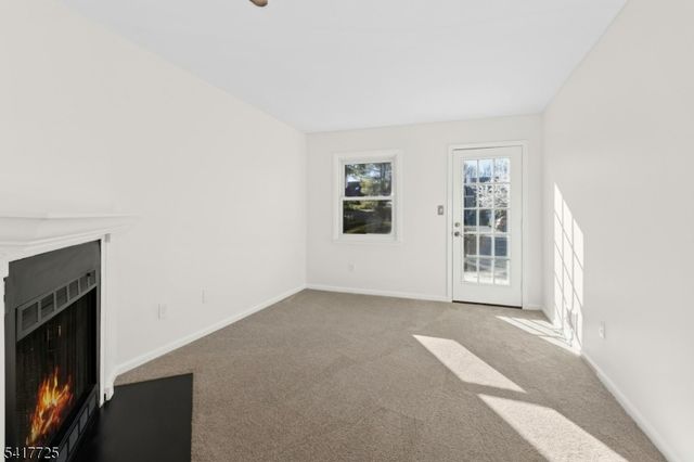 28 Wareham Ct, Scotch Plains Twp., NJ 07076