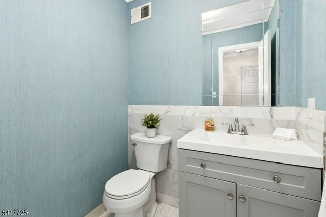 28 Wareham Ct, Scotch Plains Twp., NJ 07076