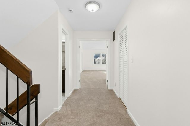 28 Wareham Ct, Scotch Plains Twp., NJ 07076