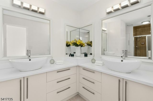 28 Wareham Ct, Scotch Plains Twp., NJ 07076