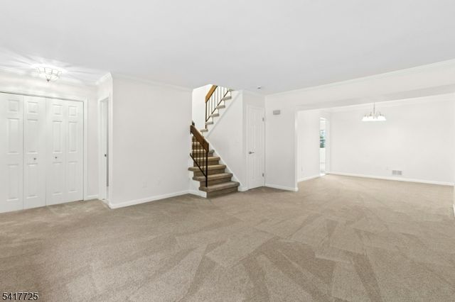 28 Wareham Ct, Scotch Plains Twp., NJ 07076