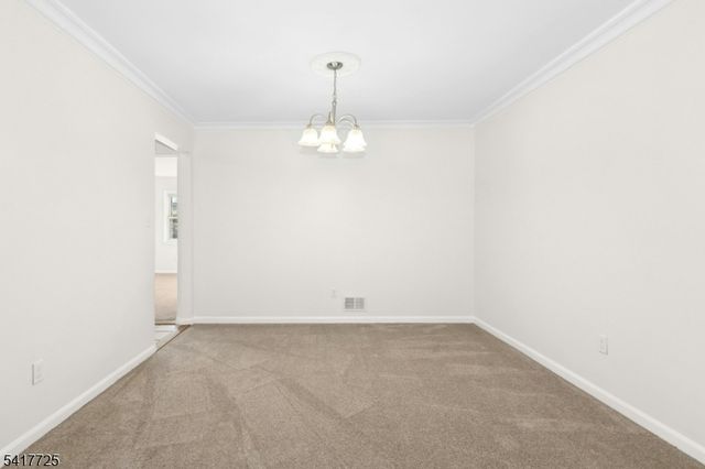 28 Wareham Ct, Scotch Plains Twp., NJ 07076