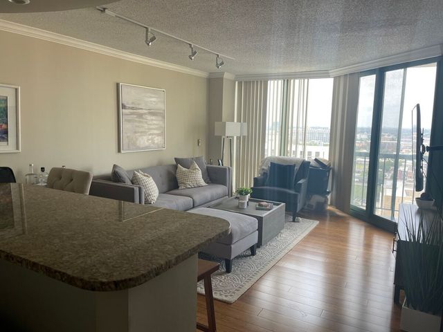 111 W Maple Street 1810, Chicago, IL 60610