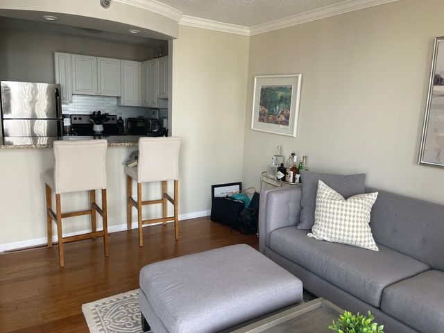 111 W Maple Street 1810, Chicago, IL 60610