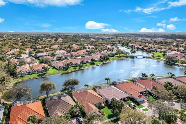 4322 Queen Elizabeth WAY, Naples, FL 34119