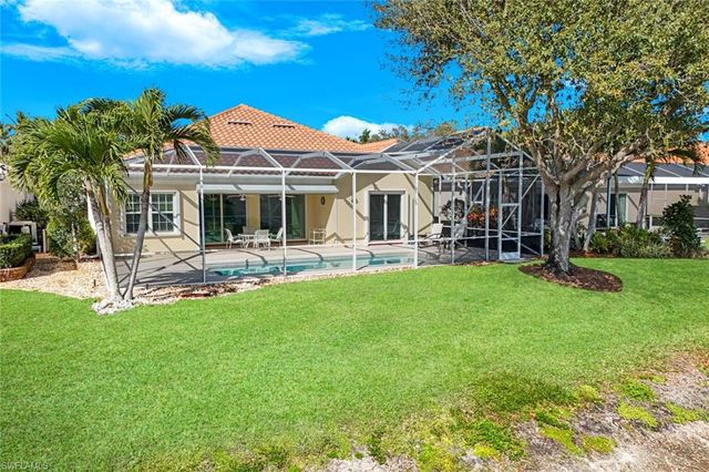 4322 Queen Elizabeth WAY, Naples, FL 34119