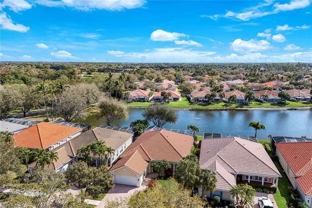 4322 Queen Elizabeth WAY, Naples, FL 34119