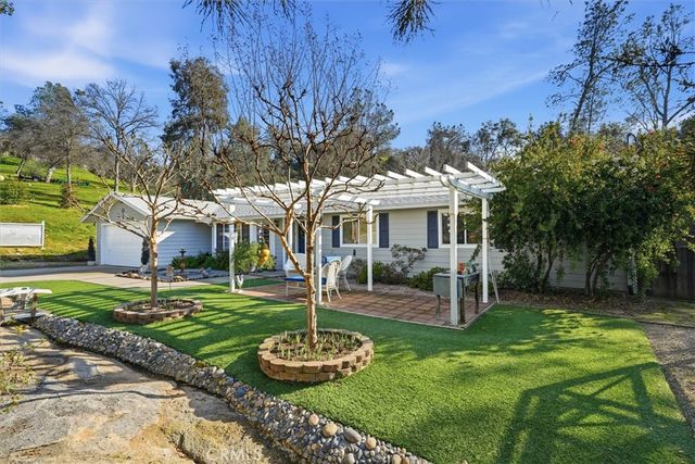 41322 Long Hollow Drive, Coarsegold, CA 93614