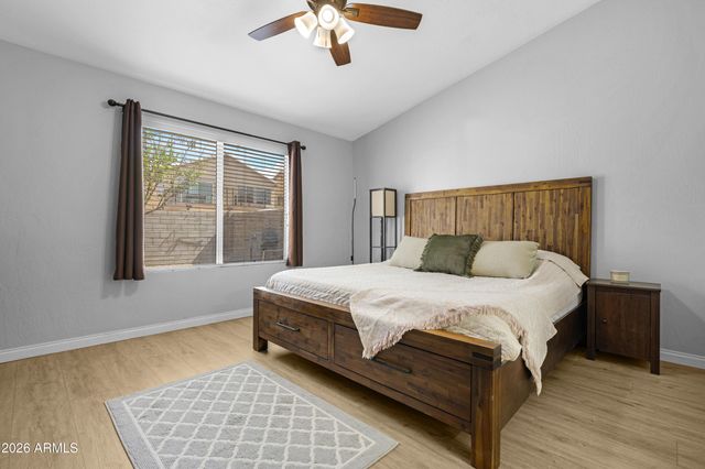 724 E KESLER Lane, Chandler, AZ 85225