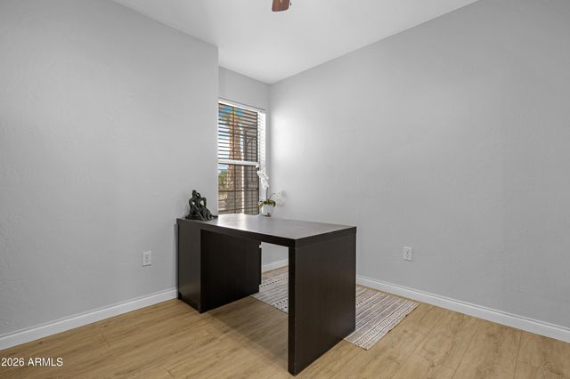 724 E KESLER Lane, Chandler, AZ 85225