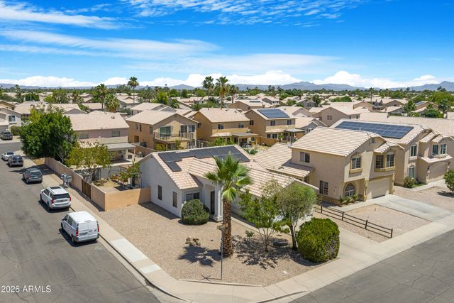 724 E KESLER Lane, Chandler, AZ 85225