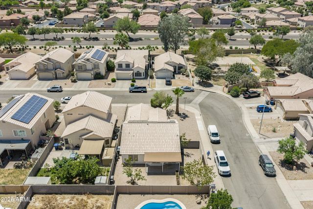 724 E KESLER Lane, Chandler, AZ 85225