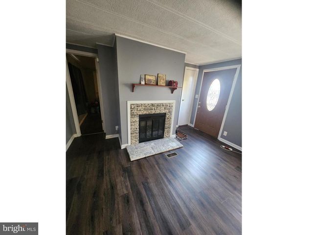 302 ARIZONA AVE, Williamstown, NJ 08094