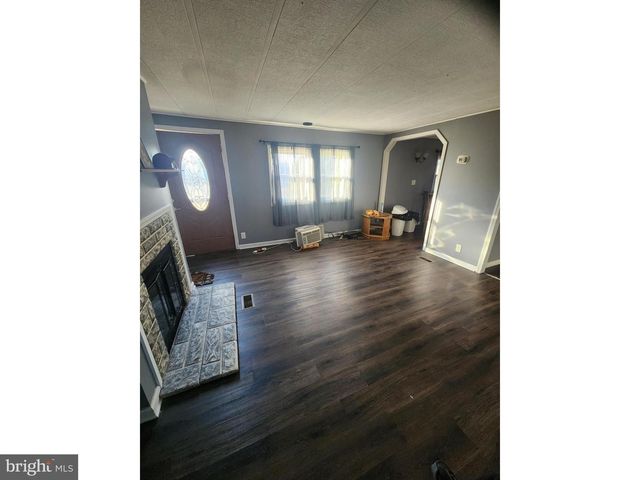 302 ARIZONA AVE, Williamstown, NJ 08094