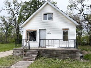 12115 Woodmont Avenue, Detroit, MI 48227