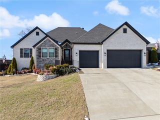 1340 Lee Street, Pea Ridge, AR 72751