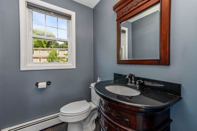 77 Oakcrest Drive, North Attleboro, MA 02760